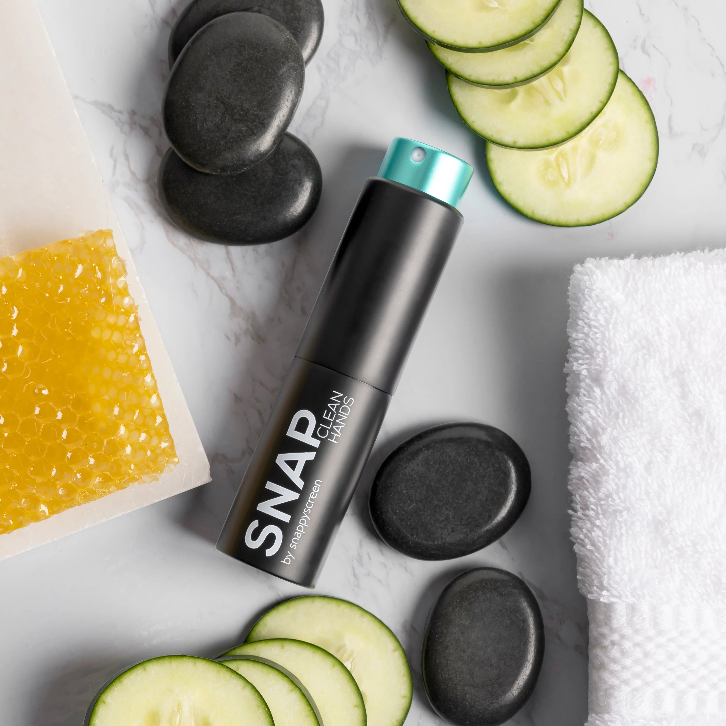 SNAP 'Day at the Spa' Sanitizer Applicator